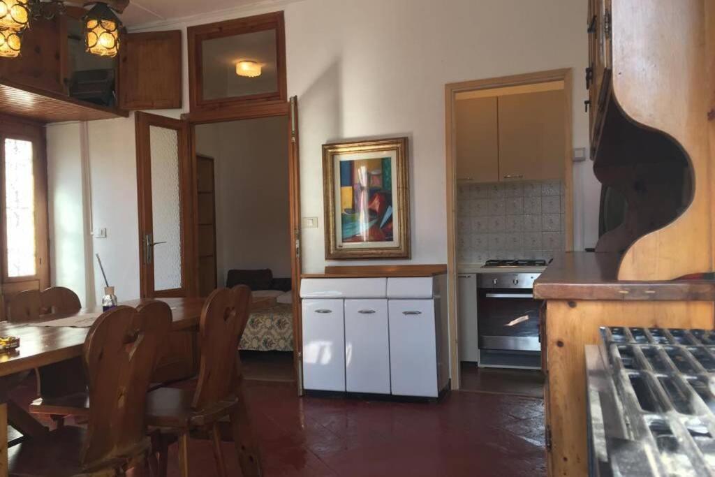 Nel Set Di Piccolo Mondo Antico Villa Viola Вальсольда Экстерьер фото