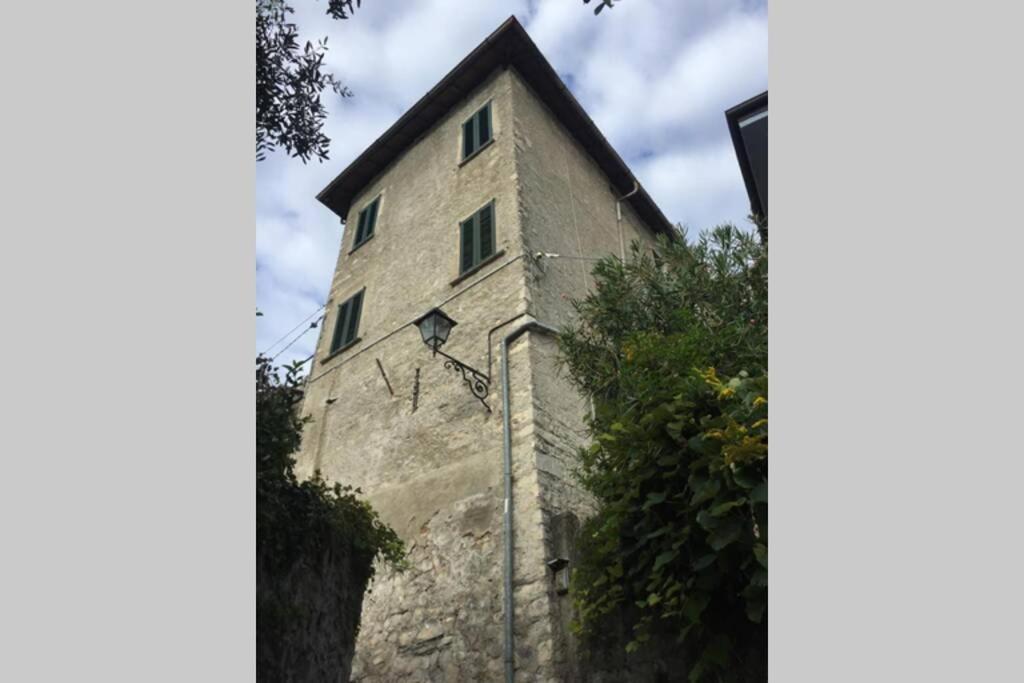 Nel Set Di Piccolo Mondo Antico Villa Viola Вальсольда Экстерьер фото